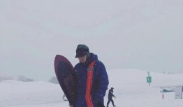 滑雪博主爆料视频,独家爆料背后的滑雪世界